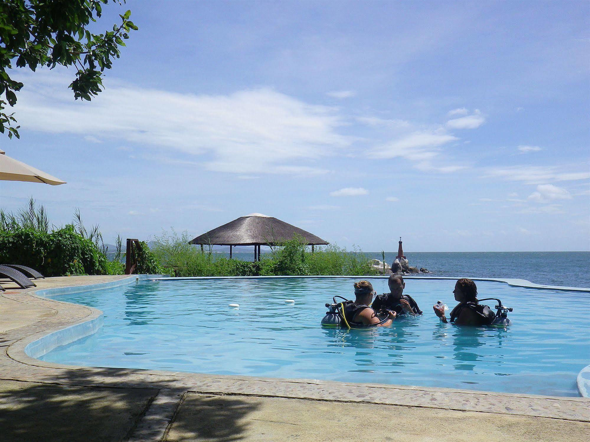 Blue Zebra Island Lodge Senga Exterior photo